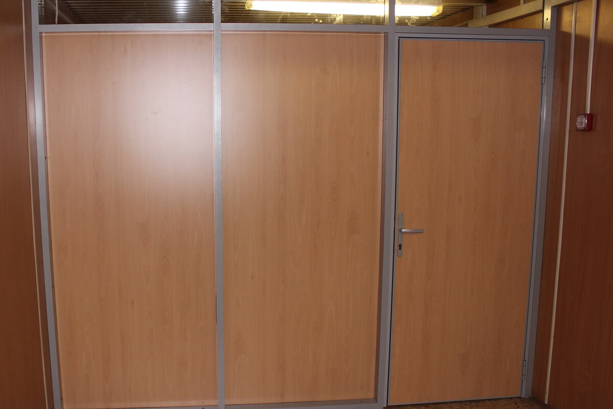 Офисные алюминиевые двери от производителя Ofimall